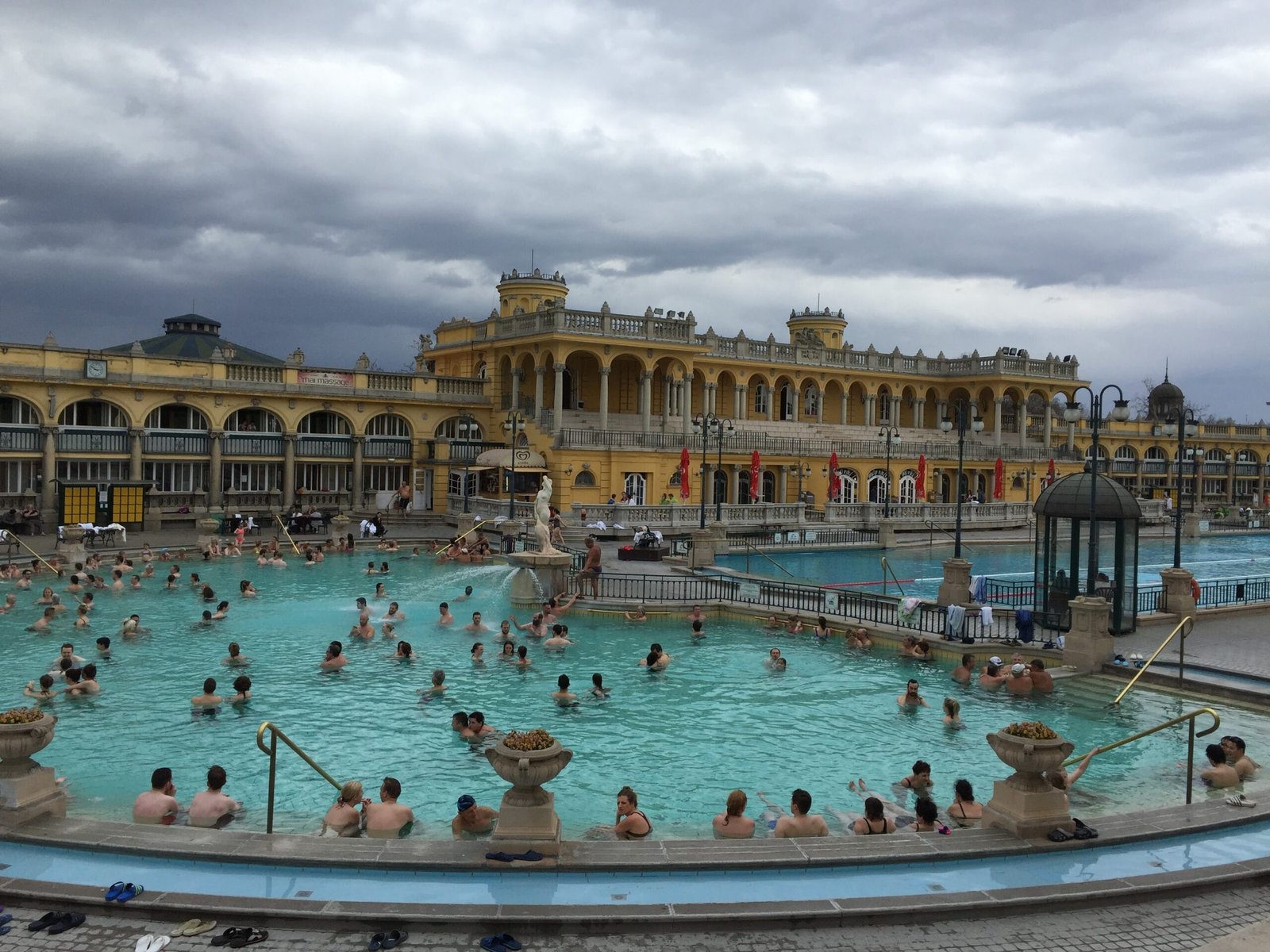 Outdoor thermal pool at Széchenyi Baths, the best thermal bath in Budapest